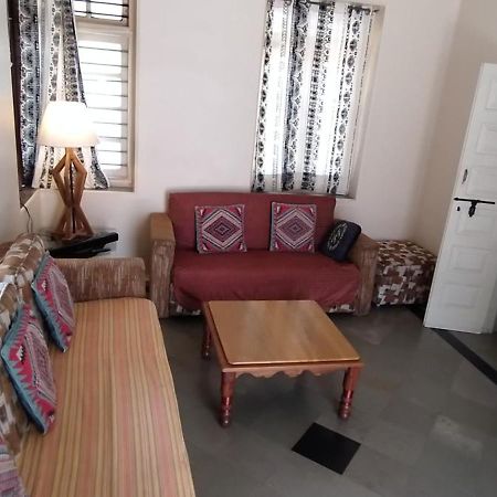 Madhav Bhavan Guest House Pune Dış mekan fotoğraf