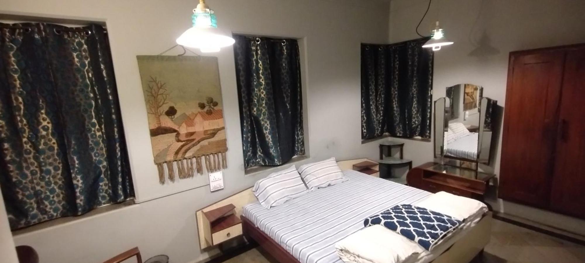 Madhav Bhavan Guest House Pune Dış mekan fotoğraf